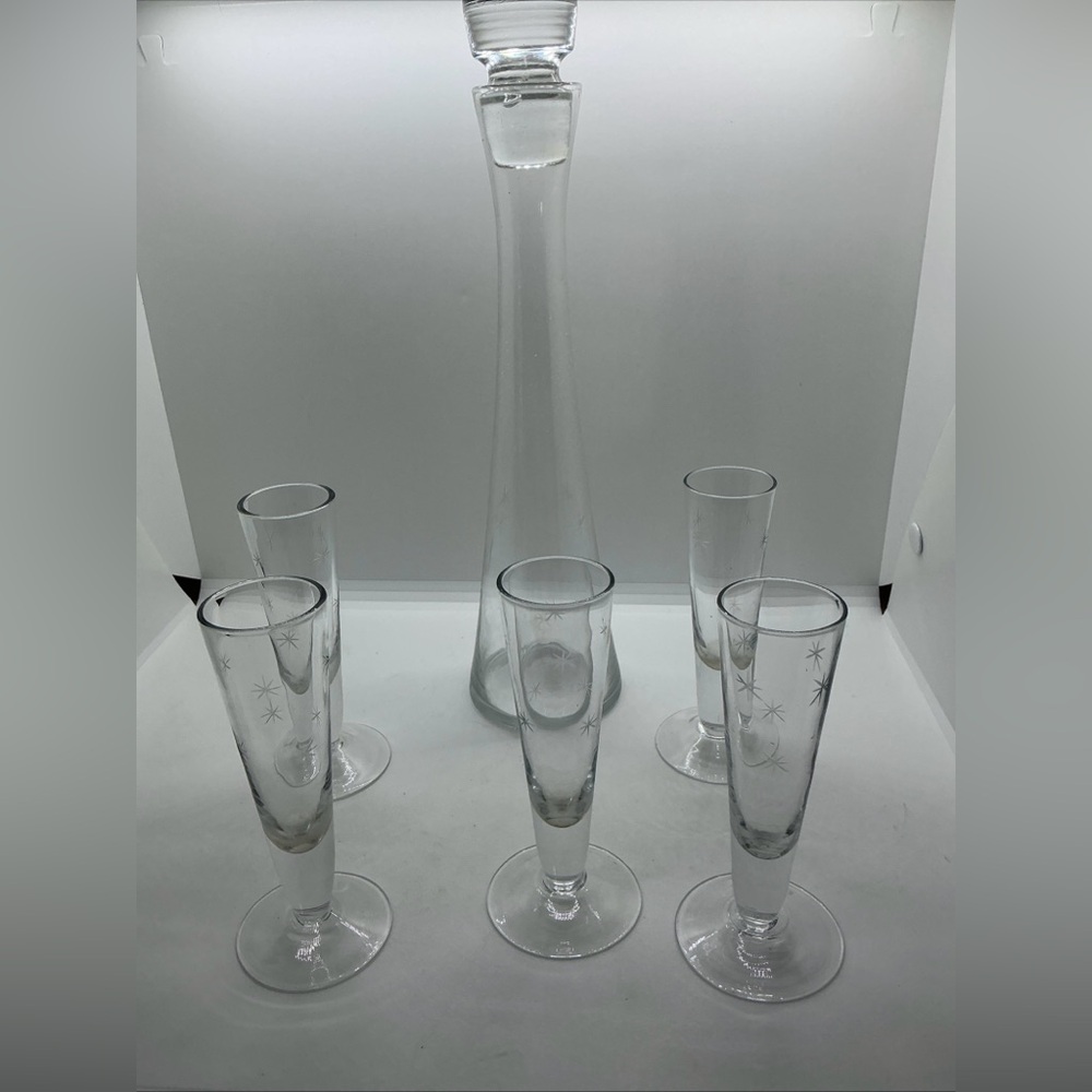 Tag Cordial Liquor Decanter and 5 Glasses Set Etched Atomic Starburst MCM Design